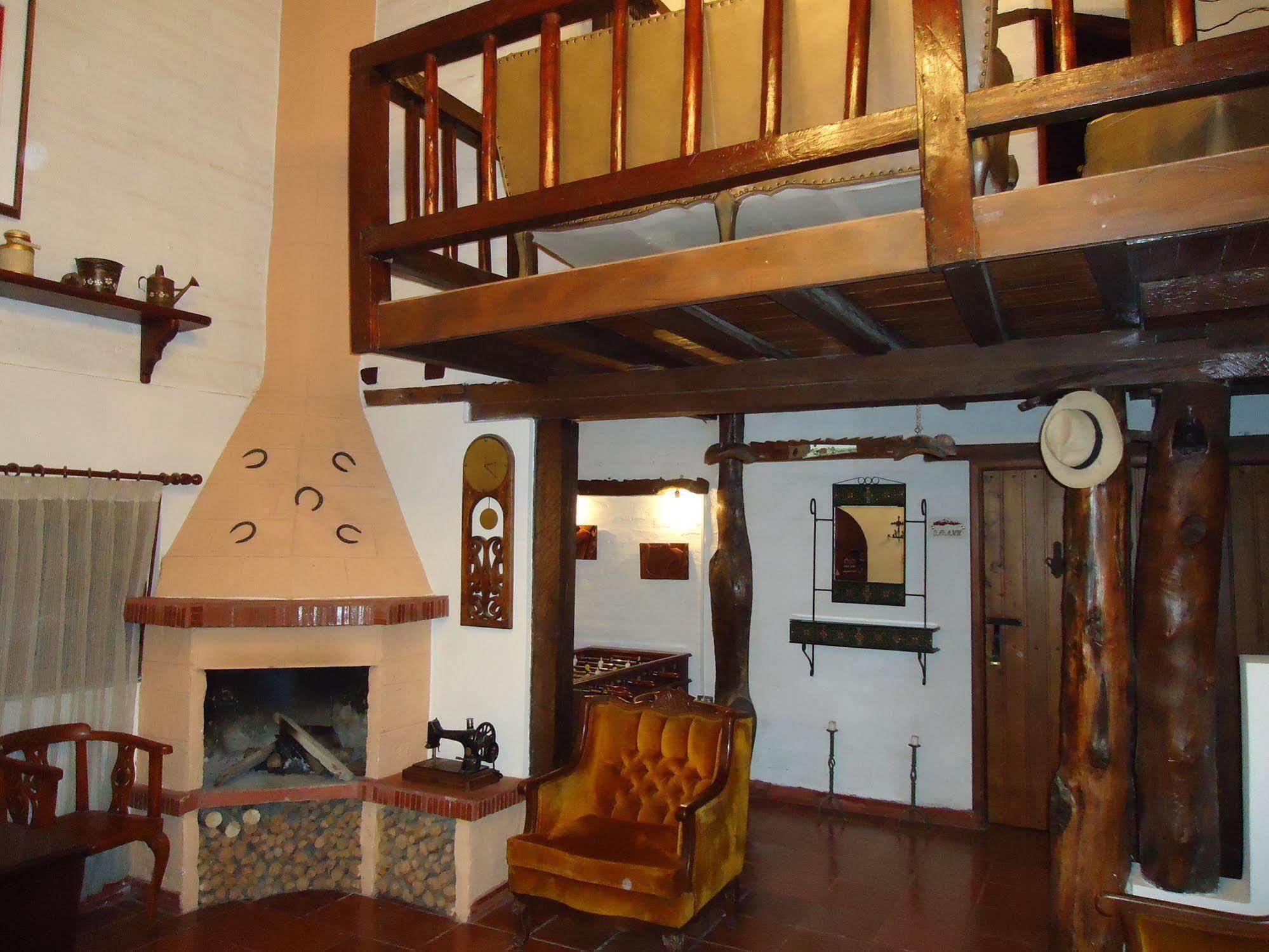 Posada Mirolindo Quito Esterno foto
