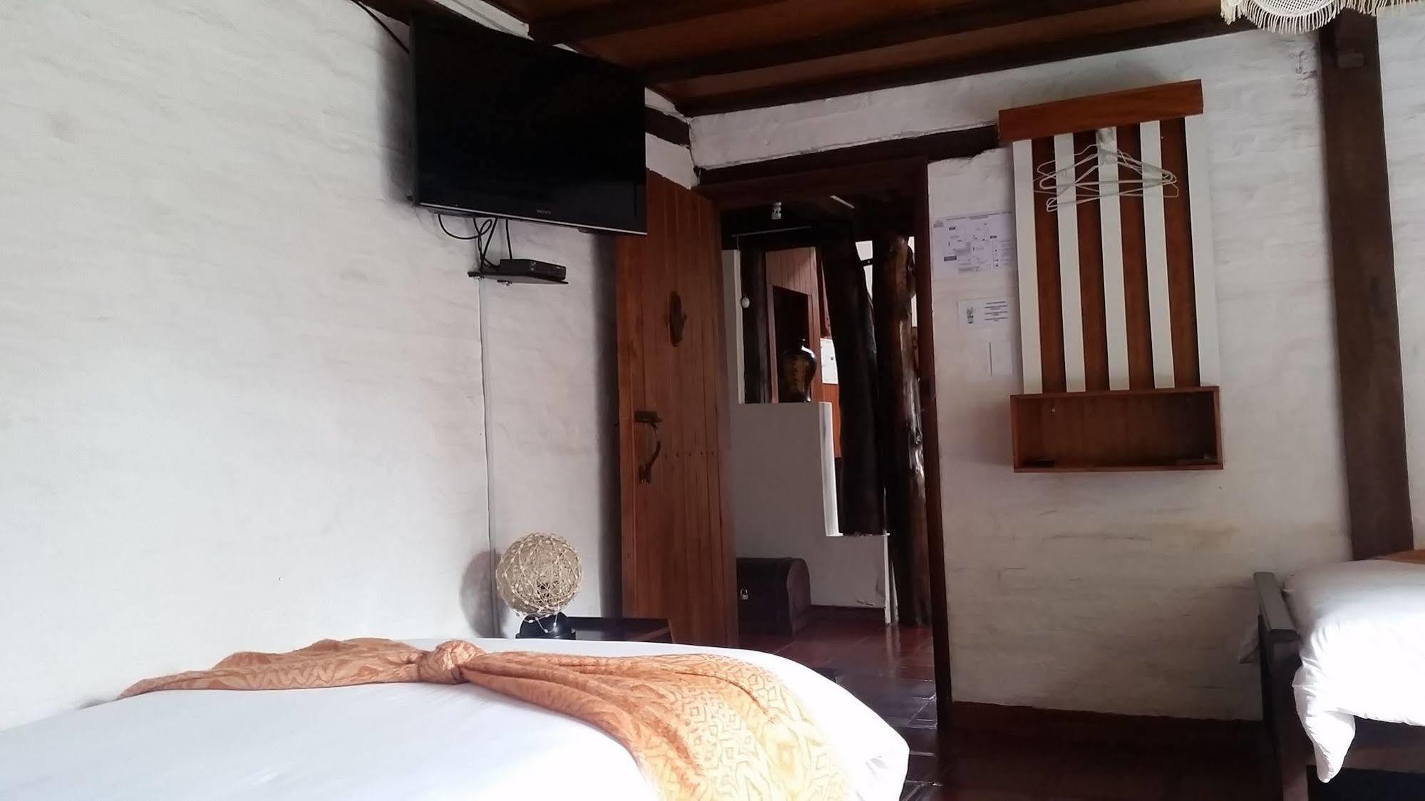 Posada Mirolindo Quito Esterno foto